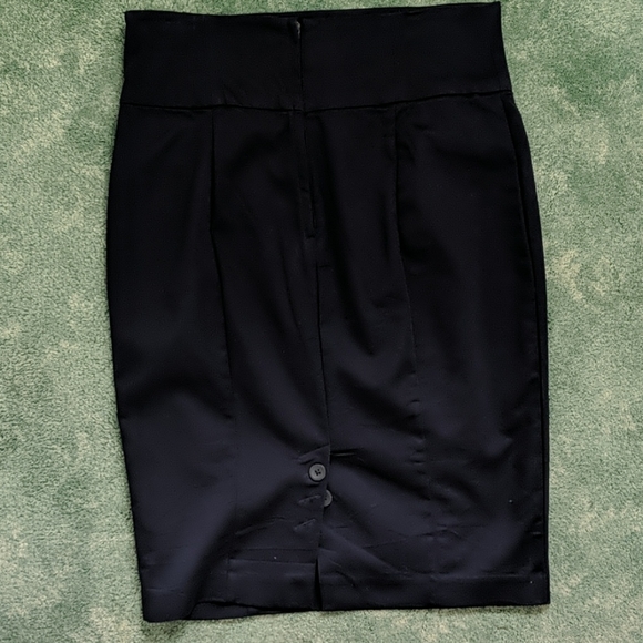 High waisted navy pencil skirt. - Picture 2 of 4